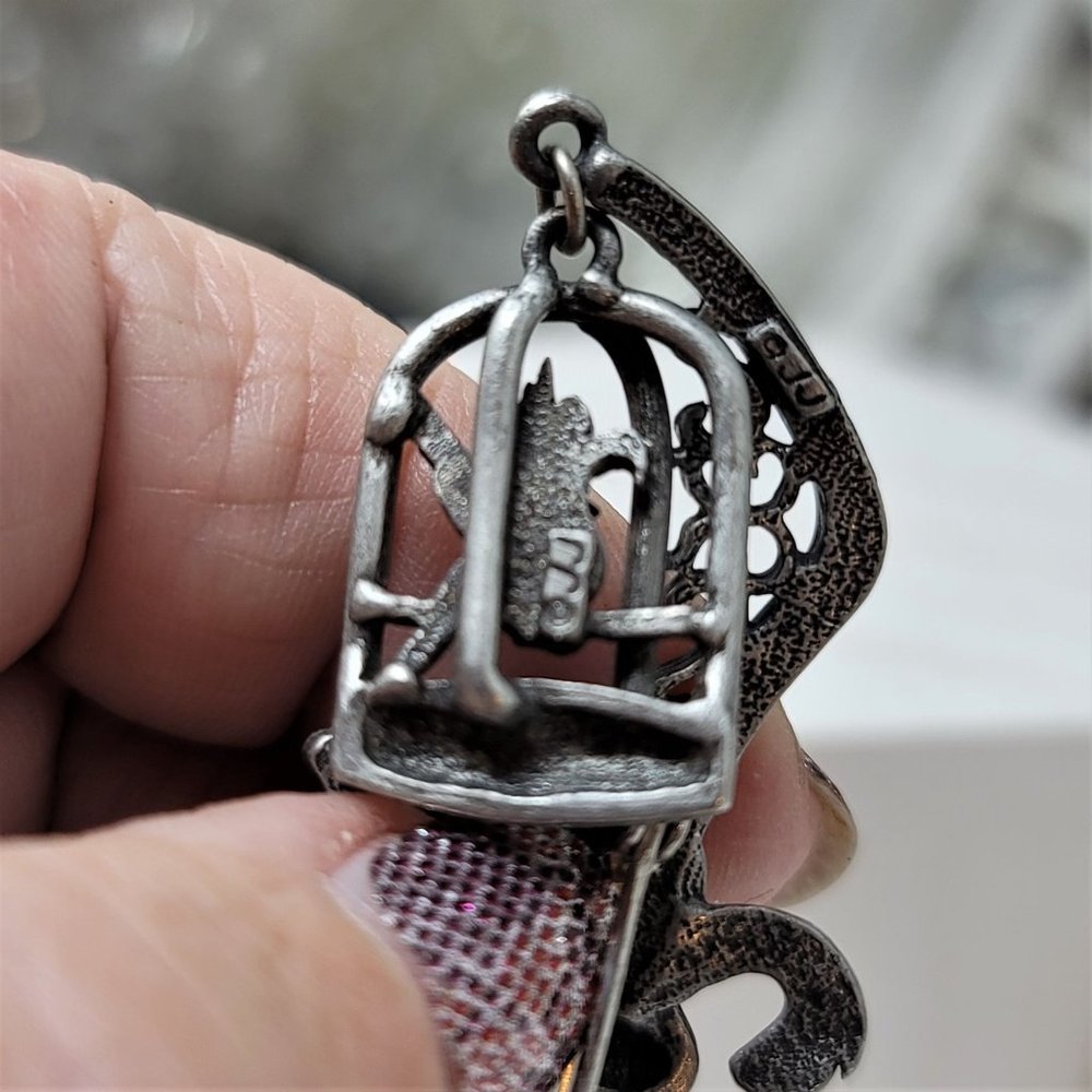 Cat w/ Bird in Cage Brooch Pin JJ Silvertone - Picture 5 of 7